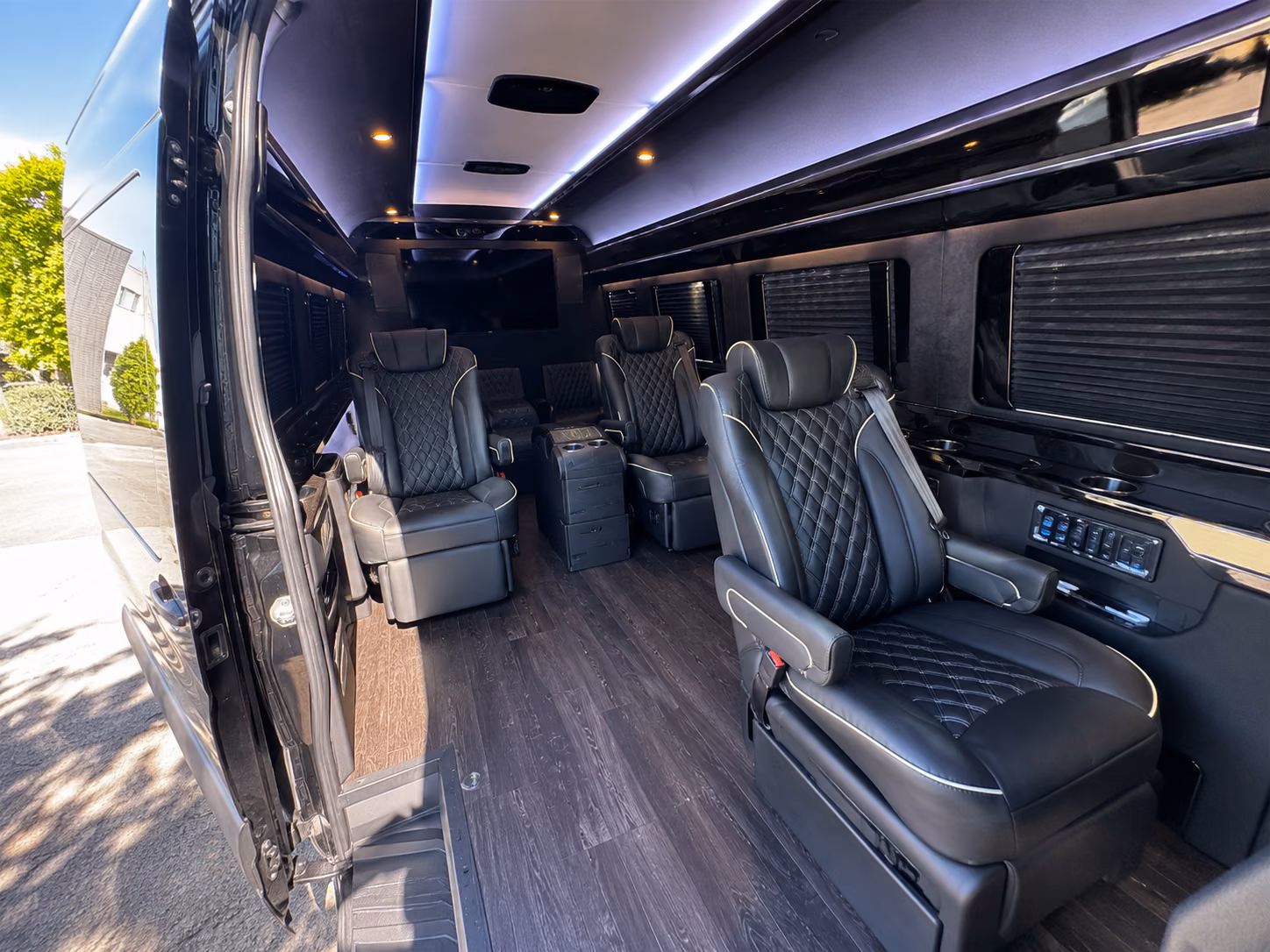 8 passenger sprinter van inside