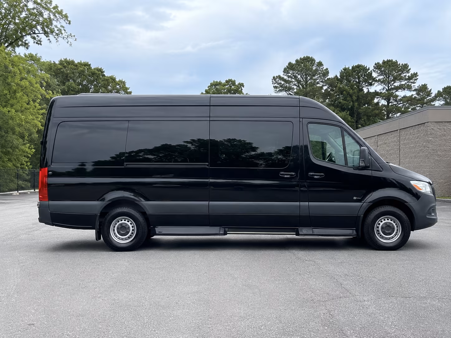 find the perfect transportation for your next corporate event 1